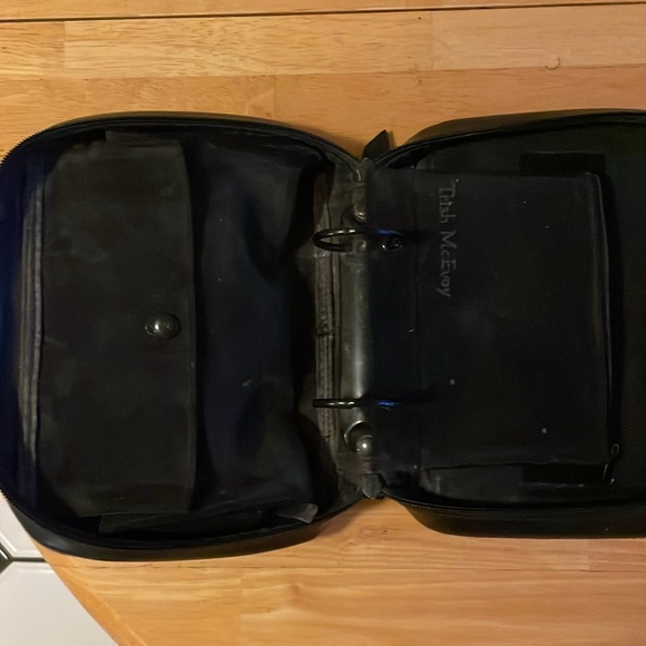 TRISH MCEVOY LARGE CLASSIC PLANNER - Picture 5 of 5